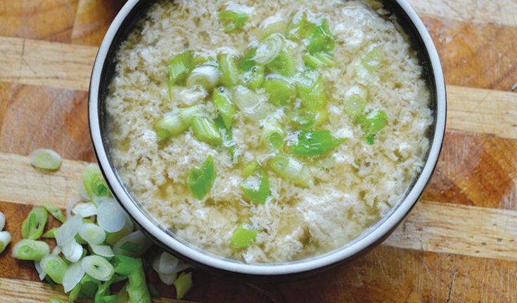 Egg drop soup with green onions
