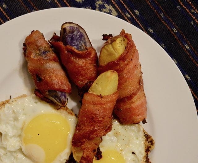 Bacon-wrapped potato wedges