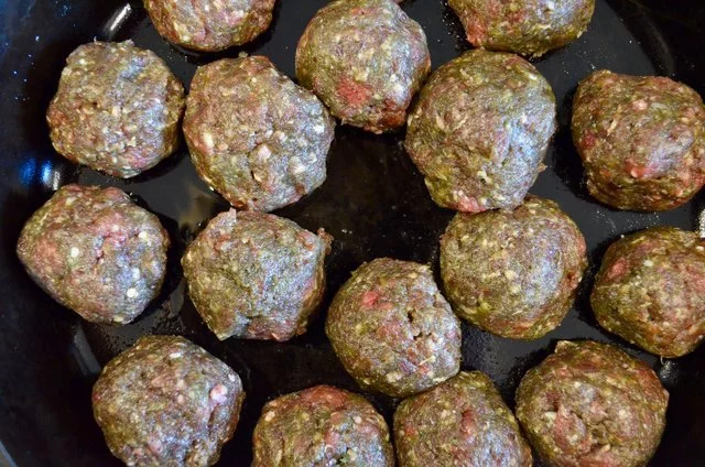 Meatballs with cilantro, ginger and fish sauce