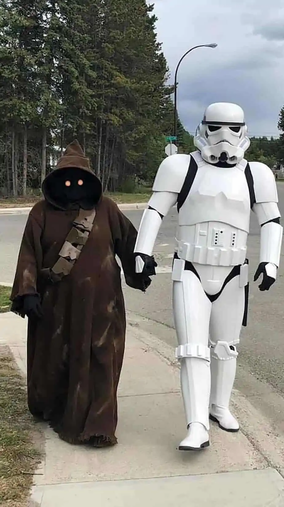 Star wars costumes Jawa & Stormtrooper